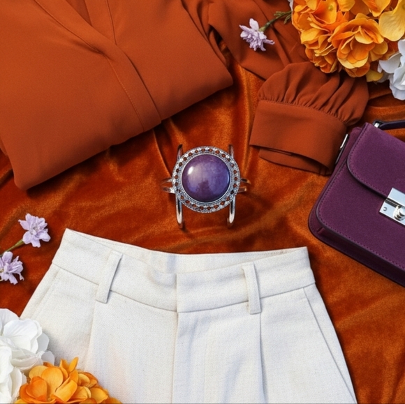 Cuff Bracelet - Picture 2 of 11